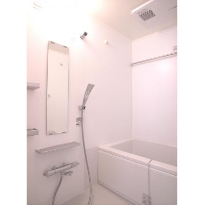 【J’sコート南大井Ⅰ 202】5月17日～入居可🌟厚さ25㎝超高密度ポケットコイルマットレス使用！品川駅まで乗り換え無し！好立地のデザイナーズマンション☆【インターネット無料】の物件画像