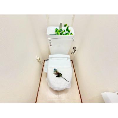 【三重県四日市市/赤堀駅徒歩約10分/バストイレ別/駐車場/洋室7.3帖】レクエルド城北 ファミマンの物件画像