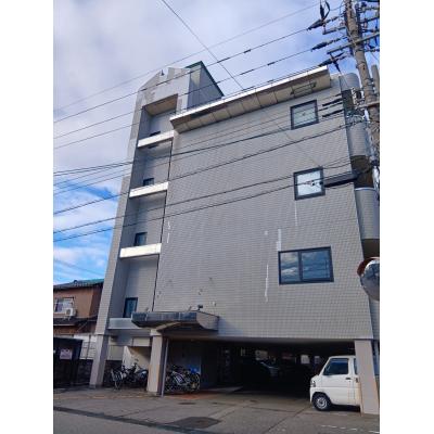 KIT【駐車場有♪】国道8号線アクセス良好☆オール電化☆Wi-Fi無料の物件画像