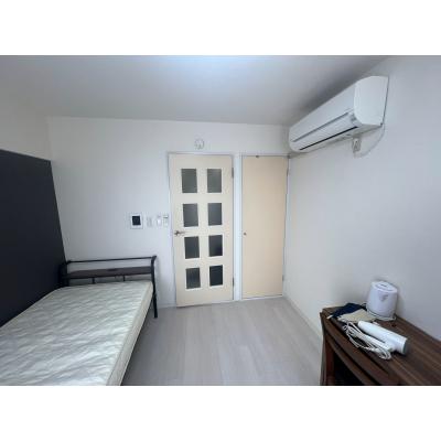 スマイズ伊勢原５　【禁煙🚭】　最上階２面採光☆室内洗濯置場有☆伊勢原駅まで徒歩８分☆人気のＲＣ造の建物☆の物件画像