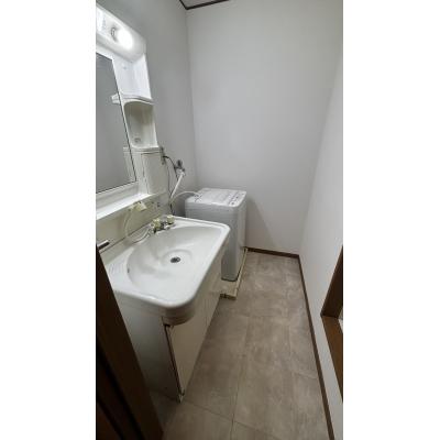 トーマンスリー博多区空港前２丁目☆2LDK広々間取りの物件画像