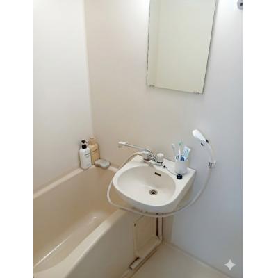 🌈新規OPEN賃料半額！JR山陽本線『明石』徒歩４分🚃ネット無料📶駐車場有(要確認)🚗バストイレ別🛀【M060】の物件画像