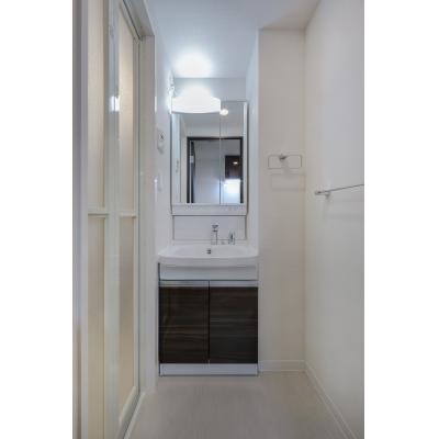 フリーステイ福島　★電車で『大阪梅田駅』まで３分　『なんば』駅まで１０分★の物件画像