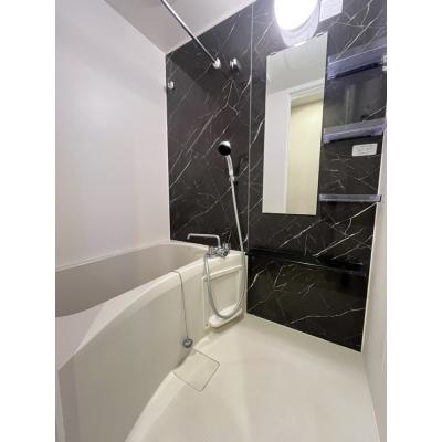 【本町駅　徒歩5分】EC心斎橋central　⑬分譲タイプ、NET使い放題・ペット相談可、2口ガスコンロ・浴室暖房乾燥機・温水洗浄便座！】の物件画像