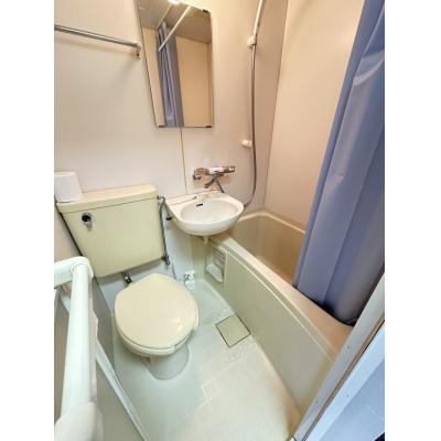 シャトレー東野　１F（駐車場付き！ロフト付きで広々したお部屋です。）の物件画像