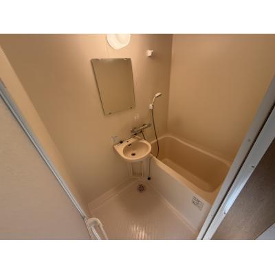 【駐車料・清掃費全部コミコミ】3/15利用開始｜Ｐ広々・ロフト付き「エテルナ」の物件画像