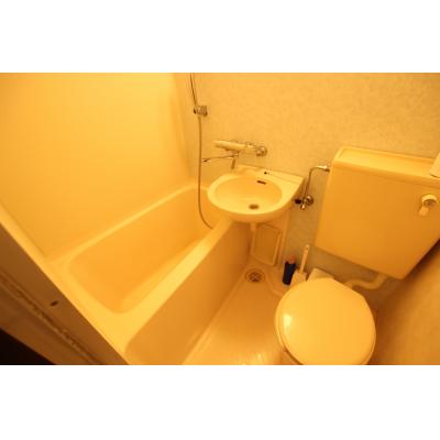 コーポマルニ　４F（インターネット無料・エレベーター・五日市駅徒歩２分）の物件画像