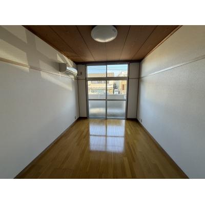 【駐車料・清掃費全部コミコミ】3/15～利用可能｜杉村ハイツ／スーパー近くで生活便利の物件画像