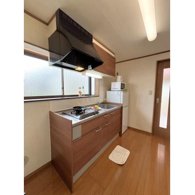 🔷🔹🔸🔶⭐駐車場付き🚙⭐おしゃれな内装⭐1Kタイプ⭐音が気になる方も安心な鉄骨造のお部屋⭐【禁煙&Wi-Fi無料】⭐🔶🔸🔹🔷「K44」の物件画像