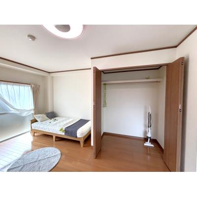 🔷🔹🔸🔶⭐駐車場付き🚙⭐おしゃれな内装⭐1Kタイプ⭐音が気になる方も安心な鉄骨造のお部屋⭐【禁煙&Wi-Fi無料】⭐🔶🔸🔹🔷「K44」の物件画像