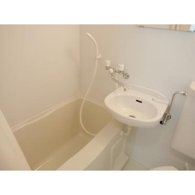 OneLifeおろくシャトー【★ユニットバスタイプ】の物件画像