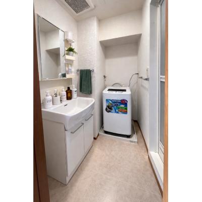 ★広めの1K★屋根付き駐車場／wi-fi無料★宅配ボックス★オートロック★GM鳥栖4の物件画像