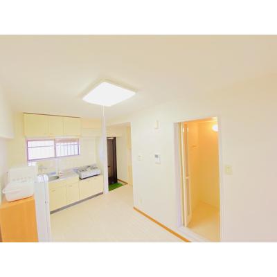 Ｓマンスリー南斎院（2-2）【駐車場確保・ネット無料・30平米・宅配BOX有】の物件画像