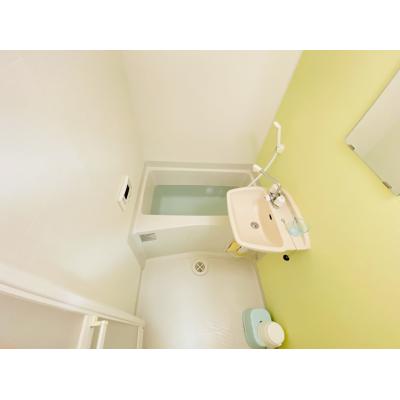 Sマンスリー松山市駅東（6-2）【ネット無料・築浅・オートロック・近隣コインパーキング多数】の物件画像