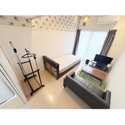 Sマンスリー松山市駅東（6-5）【ネット無料・築浅・オートロック・近隣コインパーキング多数】の物件画像