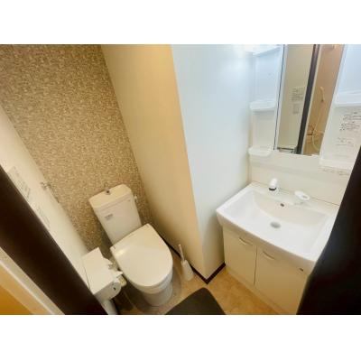 ONLY追浜1【🌈WIFI・管理費０円キャンペーン🌈】バストイレ別・独立洗面台・浴室乾燥機！猫のみ飼育可能！（最大2匹）🚃金沢文庫駅５分、県立大学駅 11分、横須賀中央駅７分⇔直通　大学至近！の物件画像