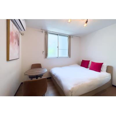 最寄り駅から徒歩6分/嬉しい家具・家電付き/エレガントハウス 103の物件画像