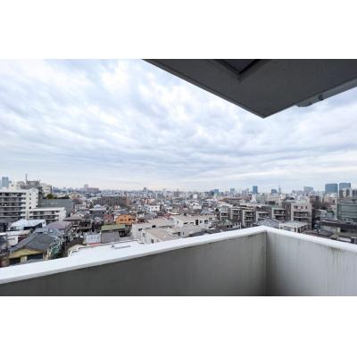 スーパー徒歩1分/大きな窓がある明るいお部屋/の物件画像