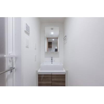 大塚駅から徒歩8分/家具・家電完備/Wi-Fi完備/ウェルスクエアイズム大塚405の物件画像