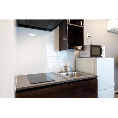 新宿まで電車で約5分と好アクセス/コンビニやレストランが充実/LaVie四谷 401の物件画像