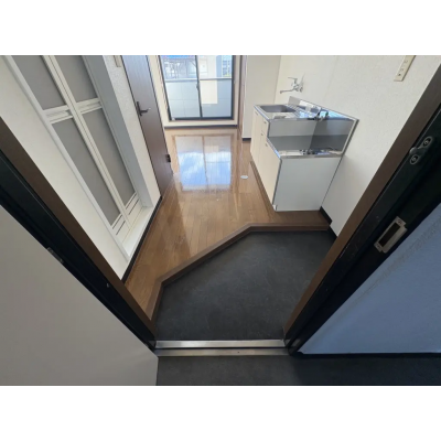 【西舞鶴駅徒歩4分 / 1R・20.64㎡ / バス・トイレ別 / 洗面台あり / 室内洗濯機置場  / Wi‑Fiあり】の物件画像