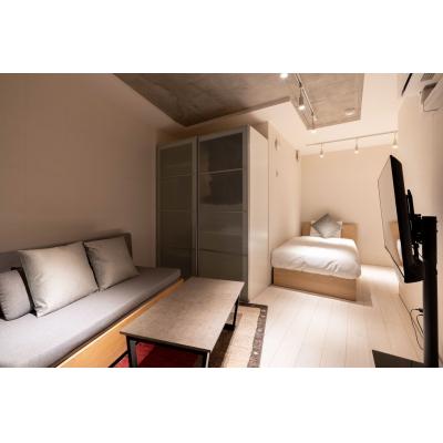 東新宿駅から徒歩6分/新宿駅近くの綺麗なお部屋/メゾネットタイプ/ルクレ東新宿 105の物件画像