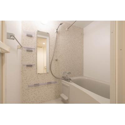 東新宿駅から徒歩6分/新宿駅近くの綺麗なお部屋/メゾネットタイプ/ルクレ東新宿 105の物件画像