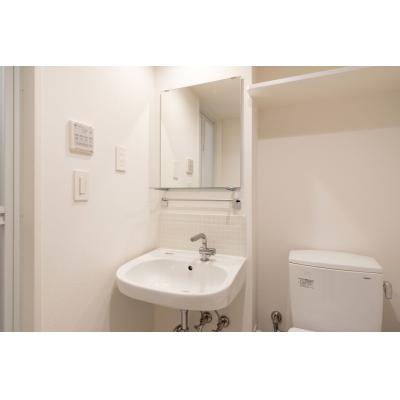 東新宿駅から徒歩6分/新宿駅近くの綺麗なお部屋/メゾネットタイプ/ルクレ東新宿 105の物件画像