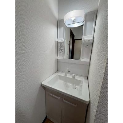 新井薬師前駅徒歩7分・独立洗面台付き・バストイレ別・人気の中野エリア・ＭＨ新井Ⅷの物件画像