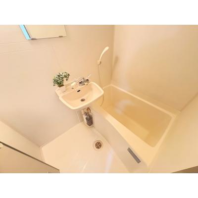 TR新大阪3【法人歓迎・駅近・ネット無料・コンビニまで110m・RC造】の物件画像