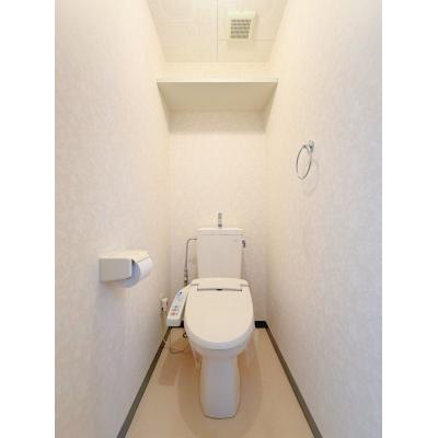 【前橋駅の北東 徒歩15分】🌿グランマンスリー前橋市朝日町R203🌿ソファー付きで快適にお過ごしいただけます♪🌈バストイレ別🛁ウォシュレット付き✨の物件画像