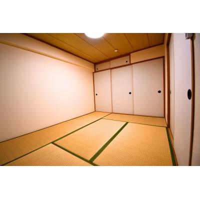 【Alphabed30高知北新田町（2LDKタイプ）】駐車場１台OK、無料Wi-Fiあり、４人入居可能の物件画像