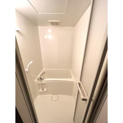 🍙🍜【駐車場あり】❤️‍🔥飲食店コンビニ近♪🚗バストイレ別🛀🫧便利物件✨の物件画像