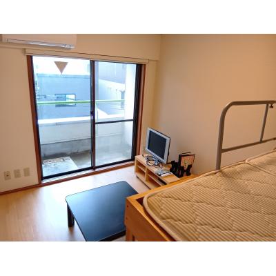 KIT【福井駅徒歩8分♪】オートロック☆家具家電完備☆駐車場有の物件画像