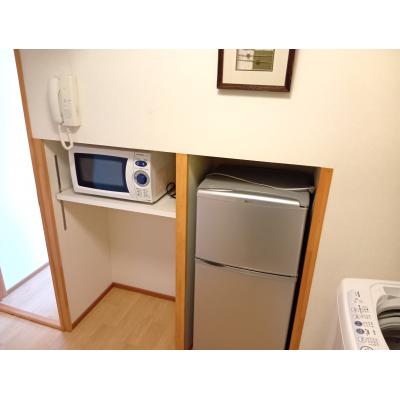 KIT【福井駅徒歩8分♪】オートロック☆家具家電完備☆駐車場有の物件画像