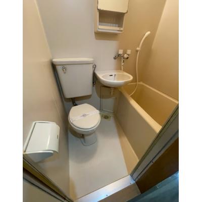 Oneupマンスリー鴻巣【駅周辺商業施設多数有り・飲食店・映画館など・大宮駅、浦和駅、池袋駅へアクセス良好・南東で陽当り良好☆新規オープン予定】の物件画像