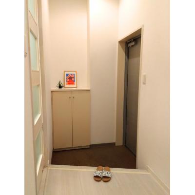 🌈新規OP賃料半額🌈明石駅徒歩6分🚃デザイナーズ！魚の棚商店街至近🐟洗練された空間でホテルライクな出張生活を✨【M075】の物件画像