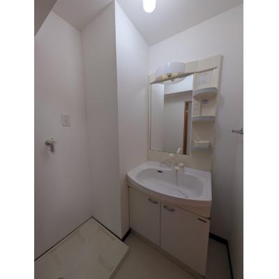 【2階角部屋✨】Wi-Fi完備◎静かに過ごせる【FJ007】の物件画像