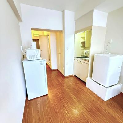 【J’sマンスリー鶴見 919】即入居可🌟厚さ20㎝高密度ポケットコイルマットレス使用！駅徒歩4分、品川駅・大井町駅まで乗換無し！アクセス良好☆【インターネット無料】の物件画像