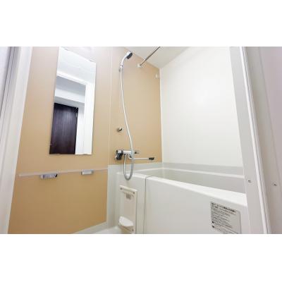 サンシャイン池袋も徒歩圏内/東池袋駅から徒歩6分！/家具・家電完備/ラルーナ東池袋 303の物件画像