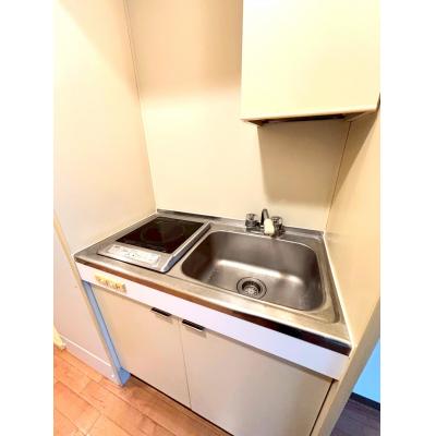 【J’sマンスリー新百合ヶ丘 302】6月3日～入居可🌟厚さ20㎝高密度ポケットコイルマットレス使用！最寄り駅徒歩4分・新宿駅まで約23分、乗換無し！アクセス良好☆【インターネット無料】の物件画像