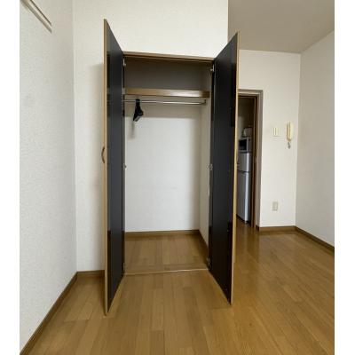 ★大型スーパーまで徒歩30秒★生活利便性の高いエリア★駐車場無料★wi-fi無料★GM北九州2の物件画像