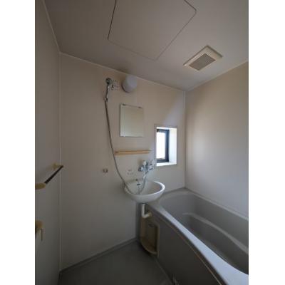 【駅徒歩13分☆】Wi-Fi無料＆家具家電付き[FJ005]の物件画像