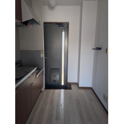 【駅徒歩13分☆】Wi-Fi無料＆家具家電付き[FJ005]の物件画像