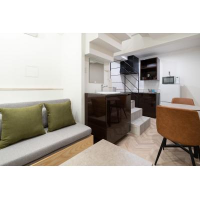 神楽坂駅から徒歩2分！/主要駅までも30分圏内/メゾネット1DK/FK Place神楽坂 104の物件画像