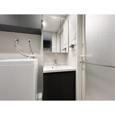 中野駅から徒歩10分/新宿駅まで電車5分/2024年築/家具家電付き/PREAS中野新井 402の物件画像