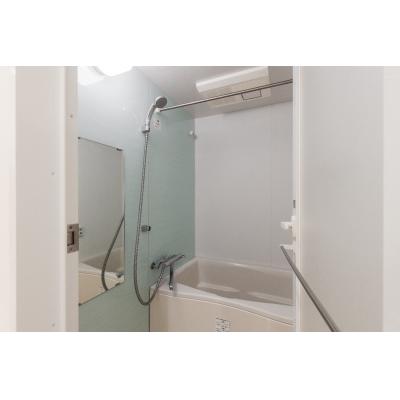 最寄駅まで徒歩9分/新宿まで2駅/家具家電付き/MAT 中落合 602の物件画像