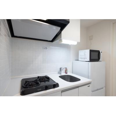 最寄駅まで徒歩5分/新宿まで2駅/家具家電付き/レジディア中落合B 106の物件画像