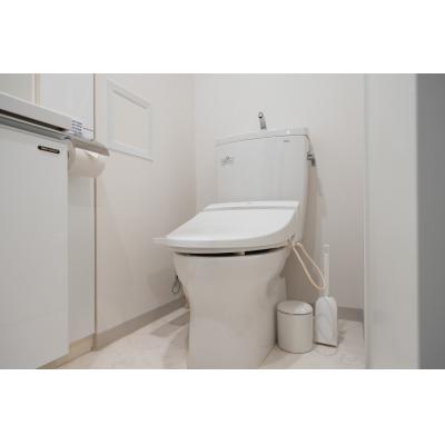 最寄駅まで徒歩5分/新宿まで2駅/家具家電付き/レジディア中落合B 106の物件画像