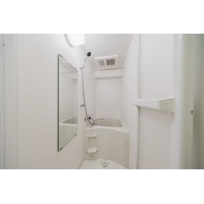 最寄駅から徒歩8分/2駅2路線が利用可能！/家具家電充実/Wi-Fi完備/MAT ARAIYAKUSHI WEST 203の物件画像